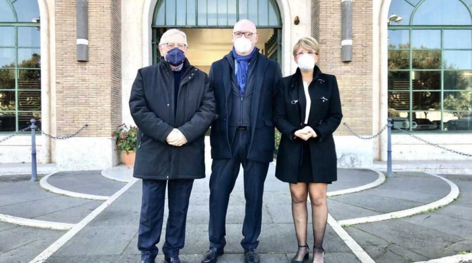Dottor-Salvatore-Farina-dottor-Roberto-Pennacchio-e-la-dottoressa-Amelia-Fontana