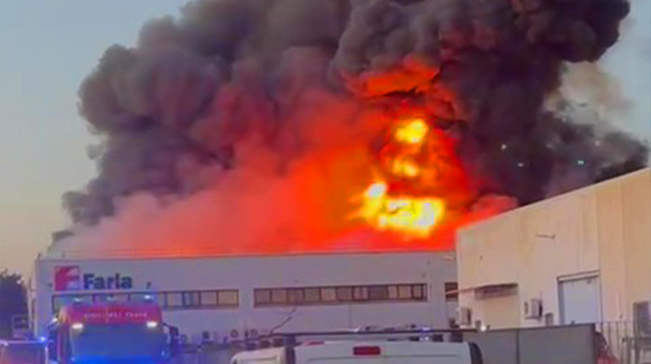Incendio nel deposito di medicinali Farla a Latina